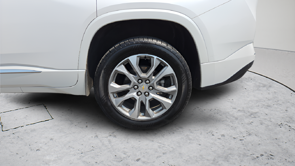 Used 2020 Beige Chevrolet Premier image 96
