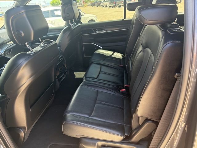 Used 2023 Gray Jeep Series III image 6