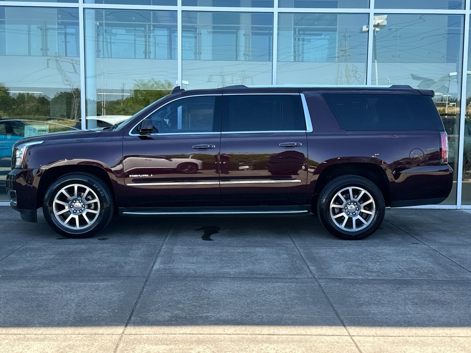 Used 2017 Black Cherry Metallic GMC Denali image 6