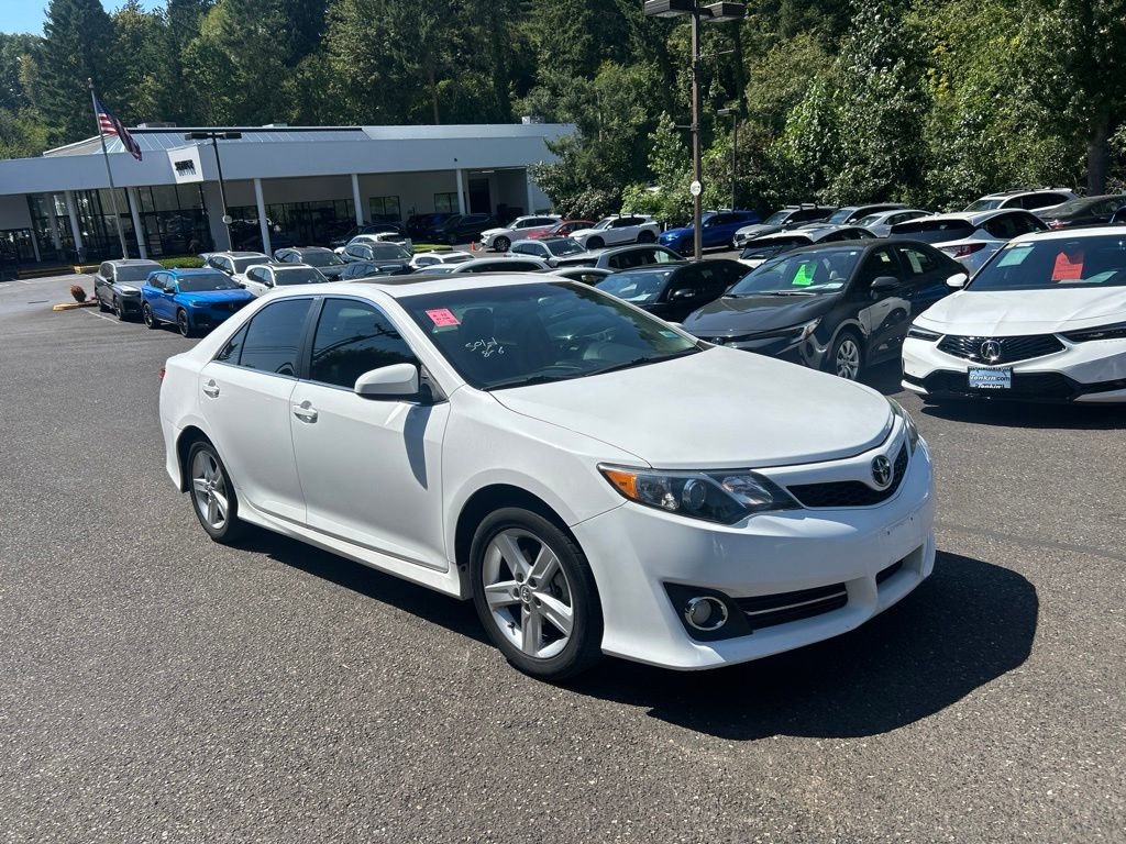 Used 2013 Super White Toyota SE image 2