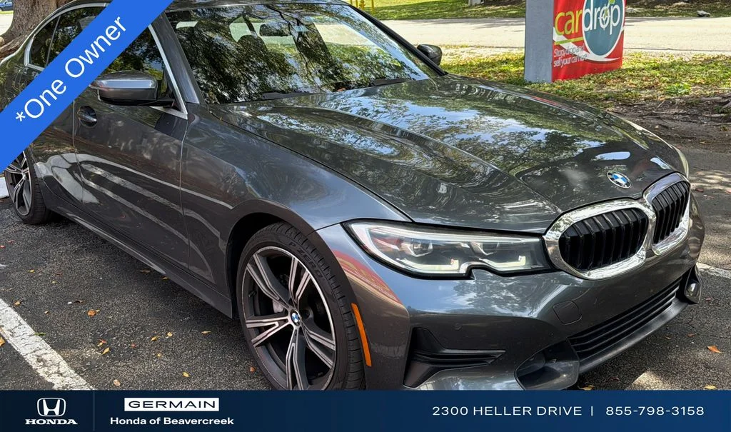2021 BMW 3 Series 330i Sedan's photo