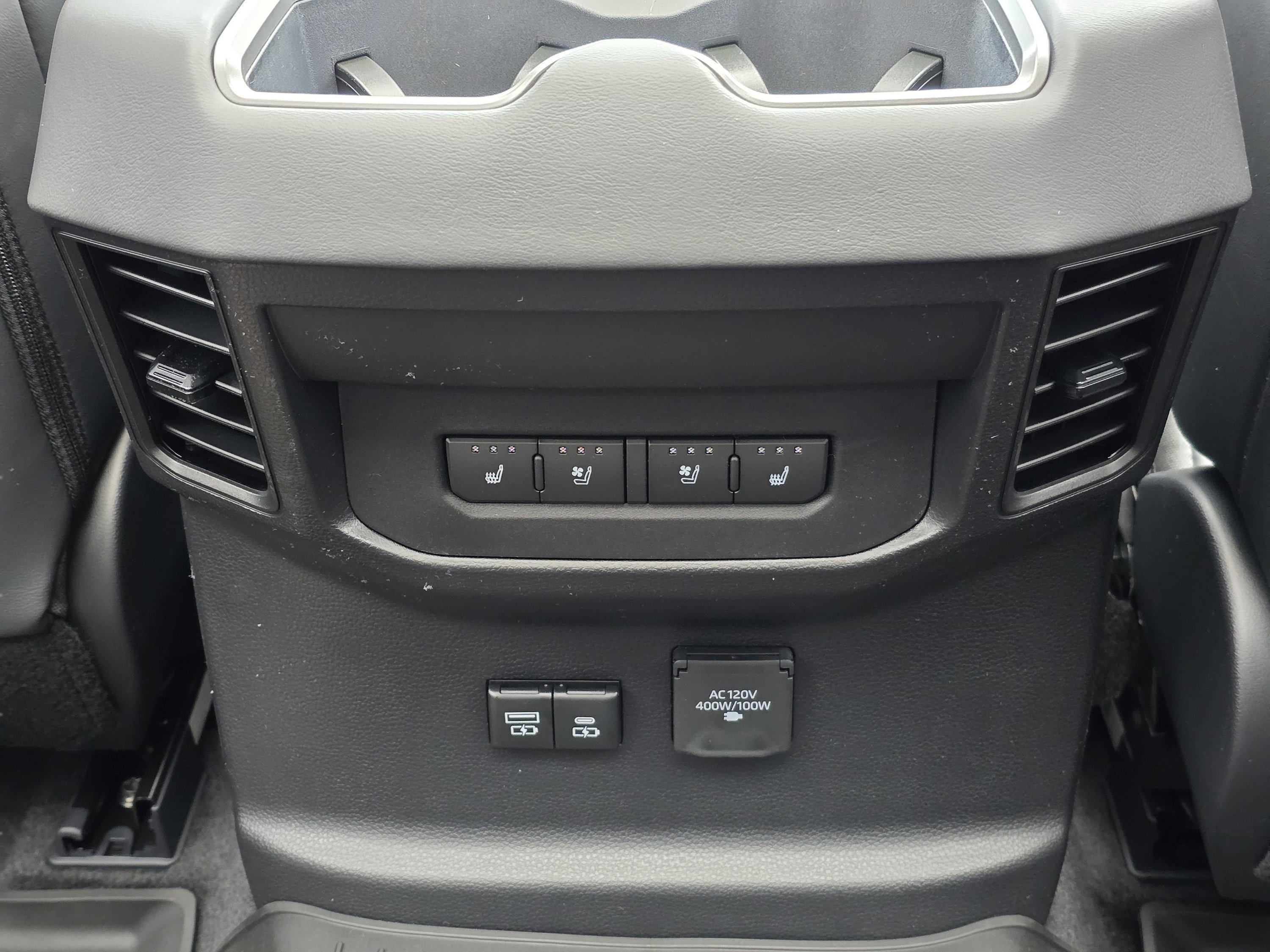 2026 Toyota Tundra Platinum - Photo 68