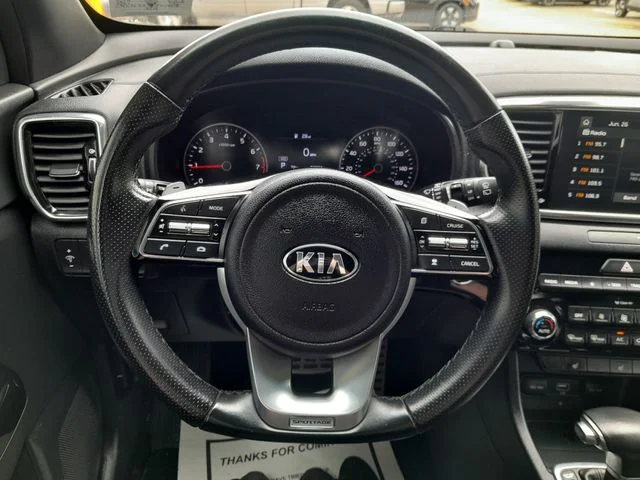 Used 2022 White Kia Nightfall image 13