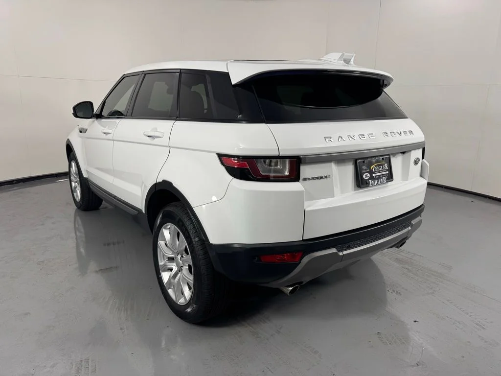 Used 2019 Fuji White Land Rover SE image 8