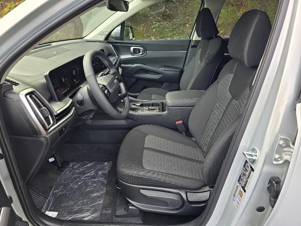 New 2026 Ivory Silver Kia LX image 5