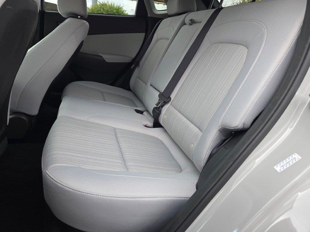 Used 2022 Thunder Gray Hyundai SEL image 13