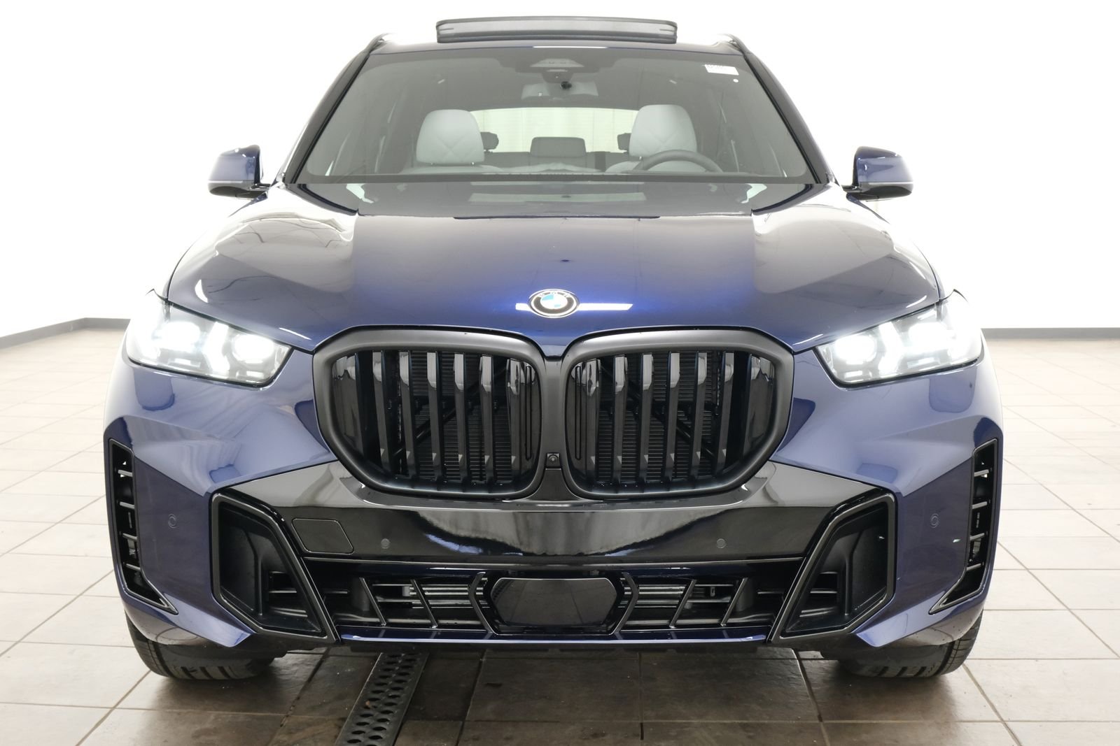 New 2026 Tanzanite Blue II Metallic BMW xDrive40i image 11