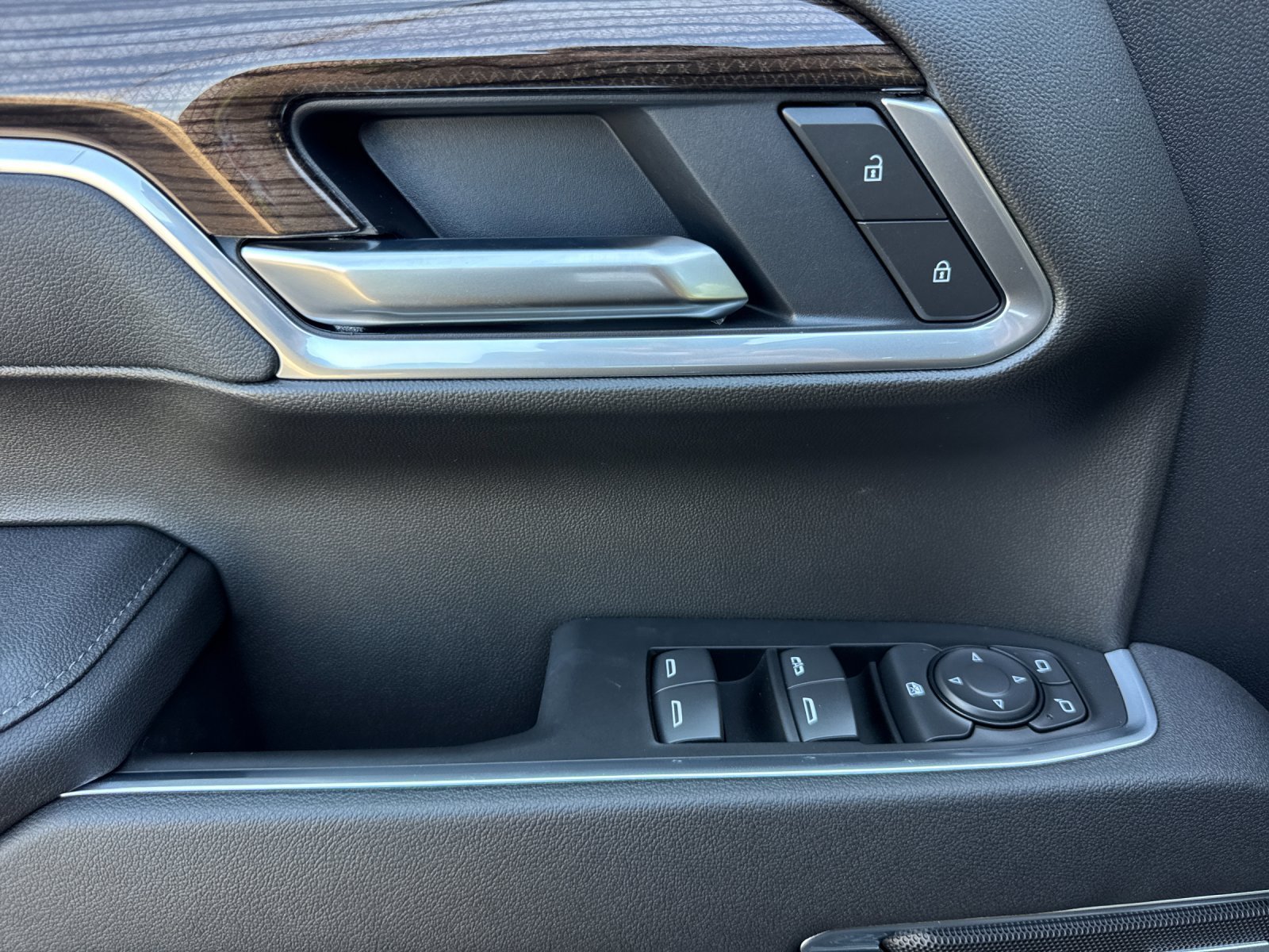 2026 Chevrolet Silverado 1500 RST - Photo 11