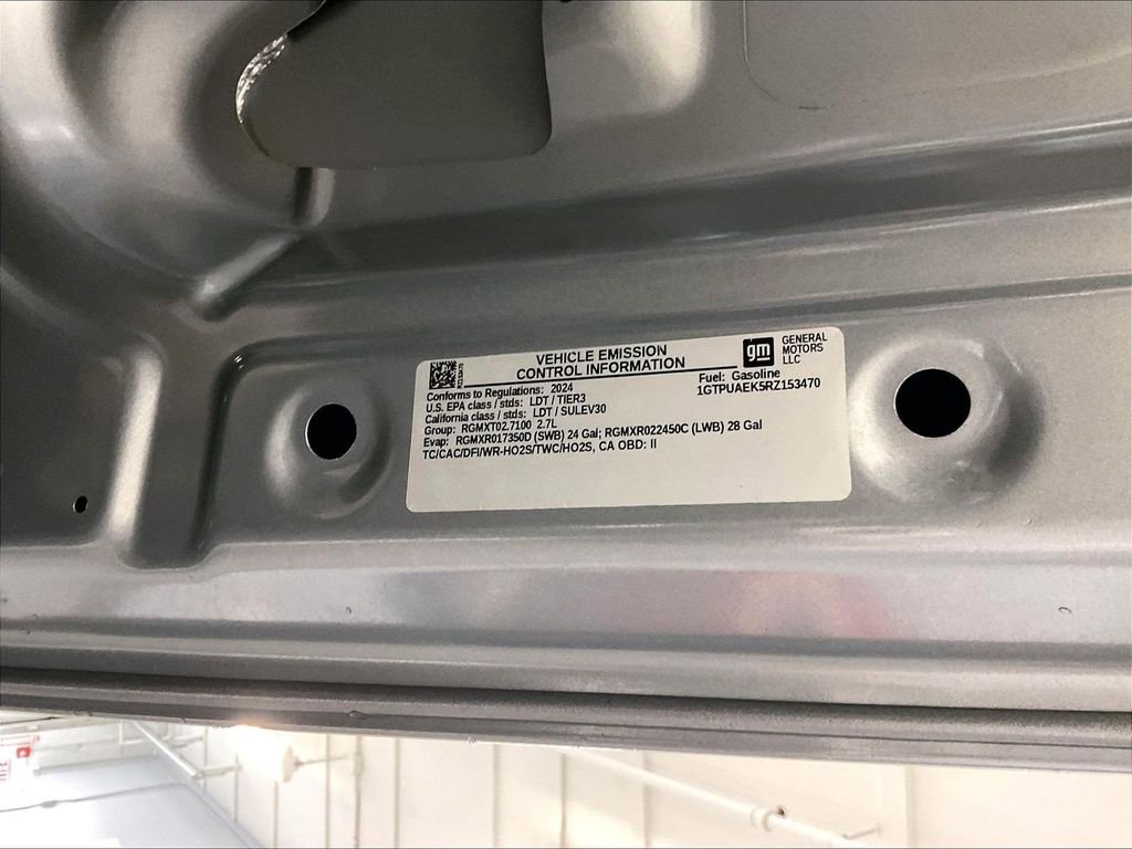 Used 2024 Silver GMC Pro image 34