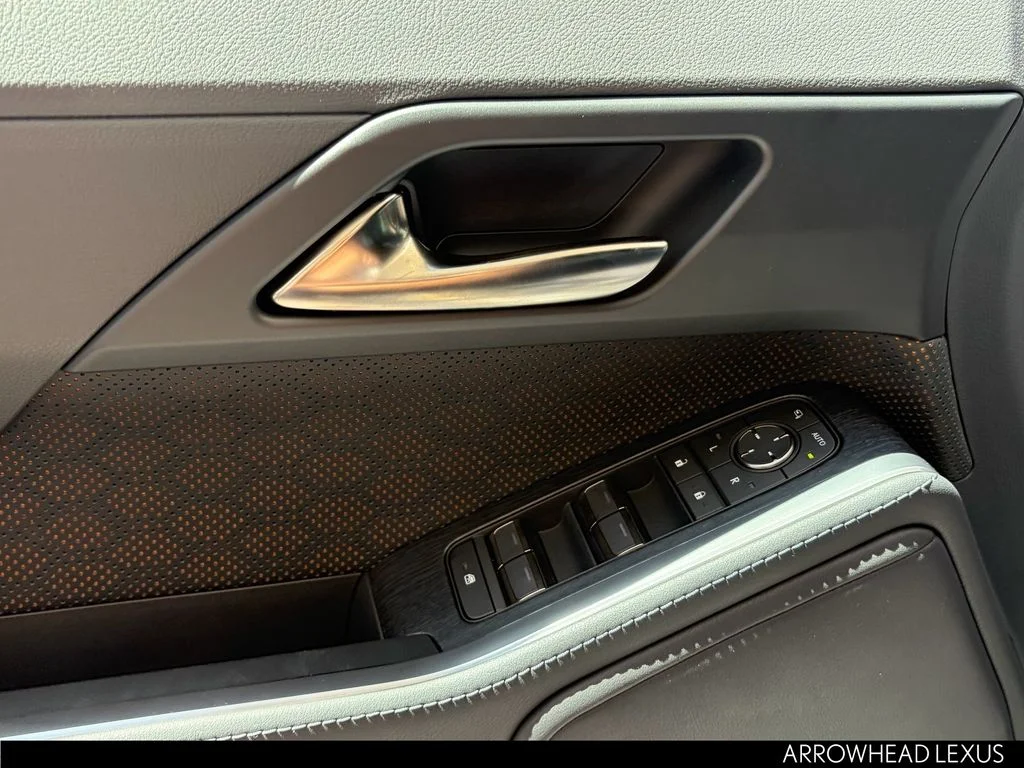 Used 2026 Silver Lexus 550 Premium+ image 12