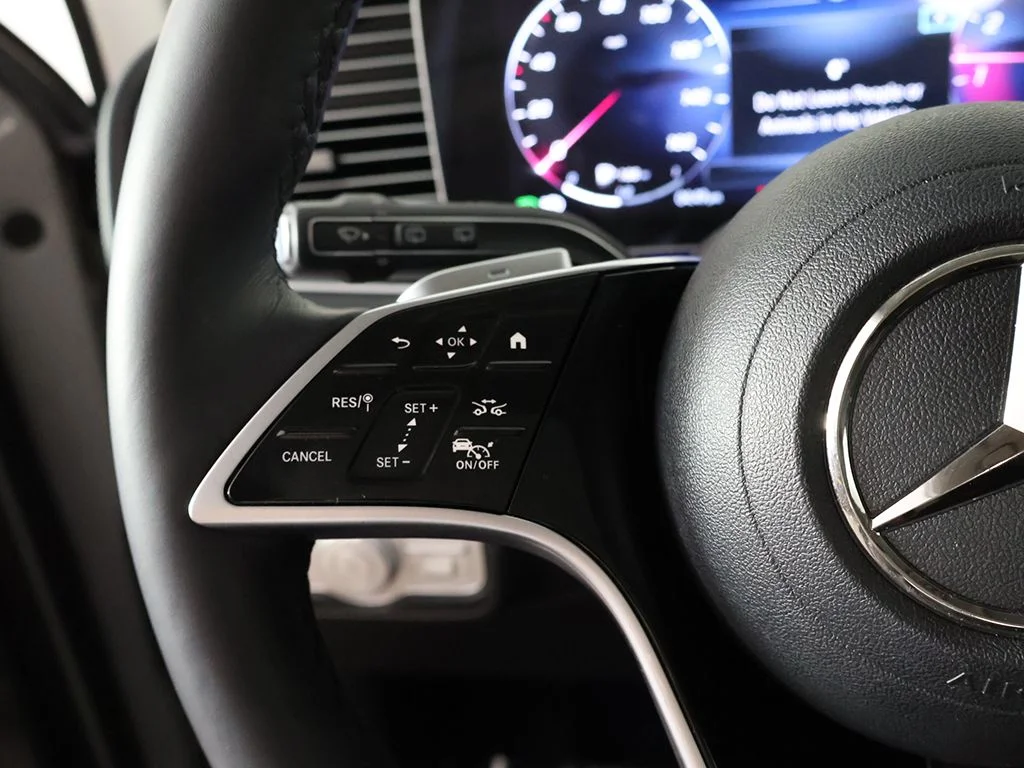 Used 2024 Gray Mercedes-Benz GLE 450 image 41