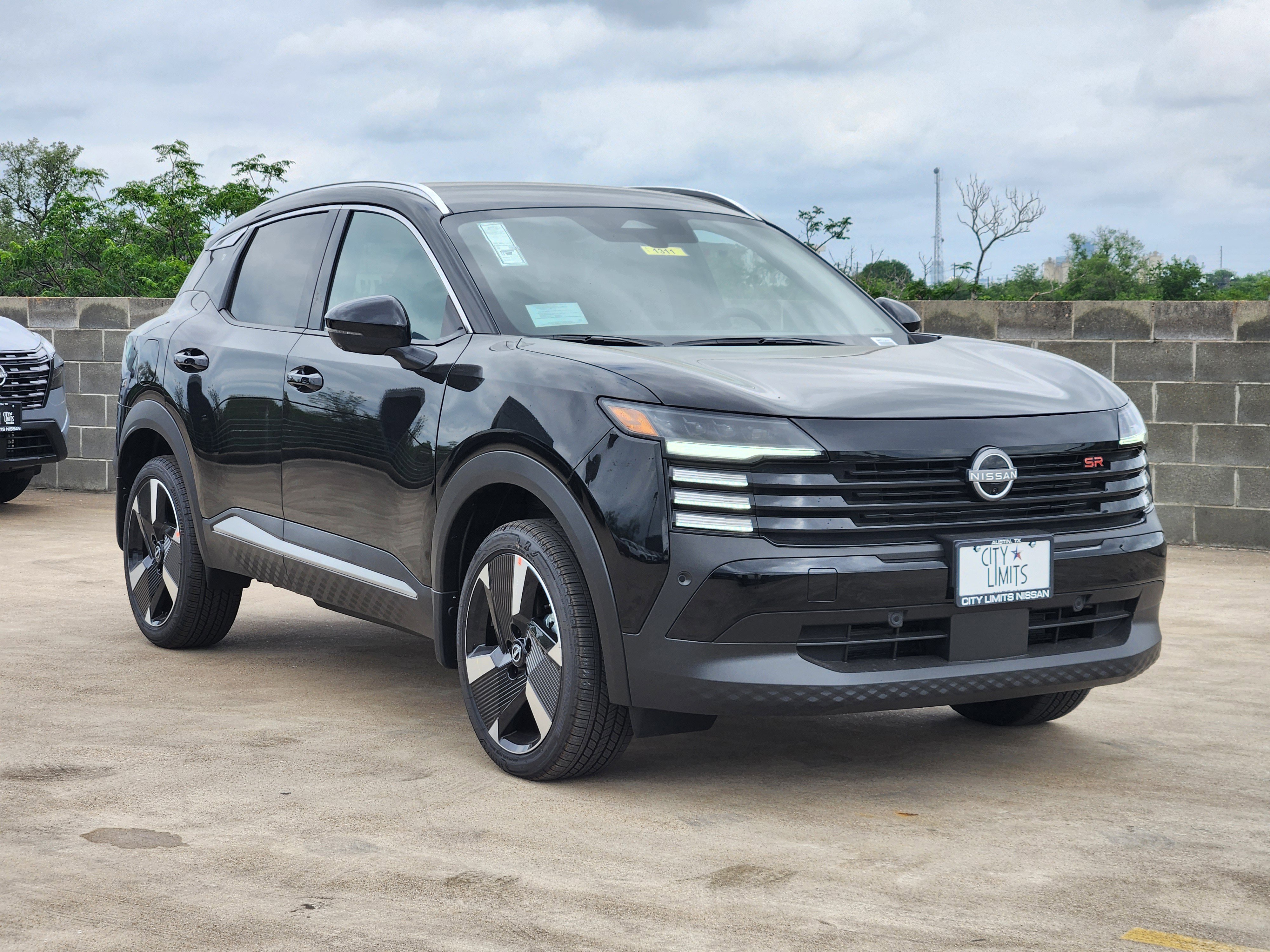New 2026 Super Black Nissan SR image 3