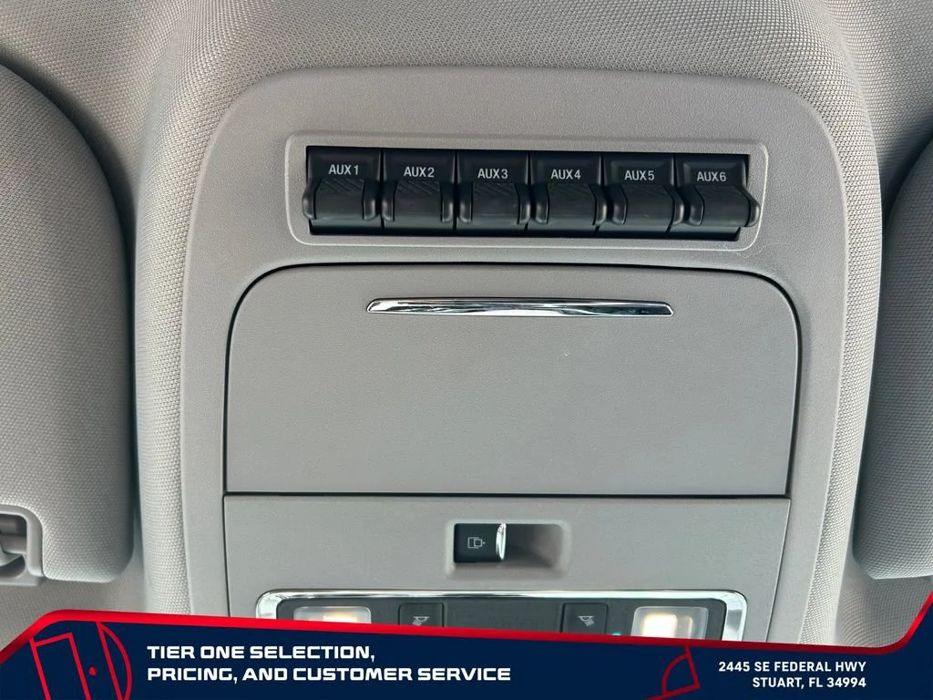 Used 2024 Gray Ford LARIAT image 22