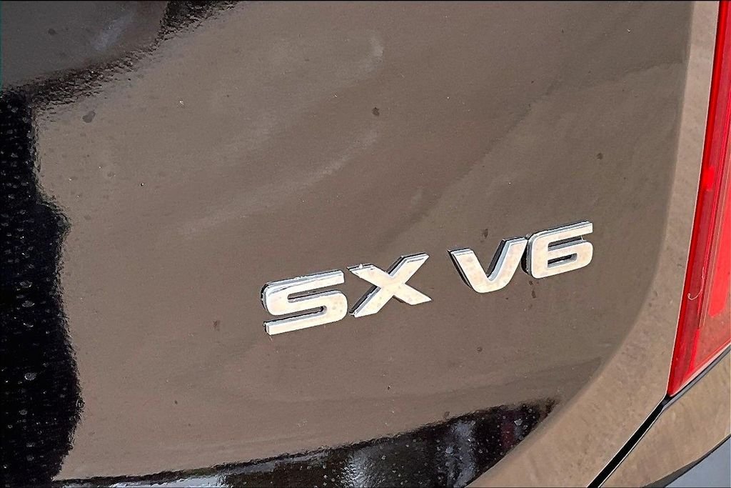 Used 2020 Black Kia SX image 30