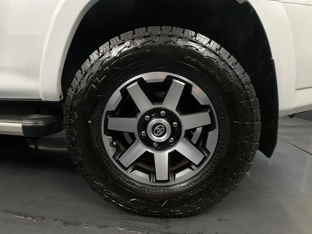 Used 2019 Super White Toyota TRD Off-Road Premium image 25