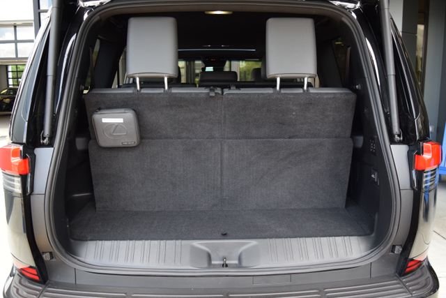 Certified Used 2024 Caviar Lexus 550 Premium+ image 19