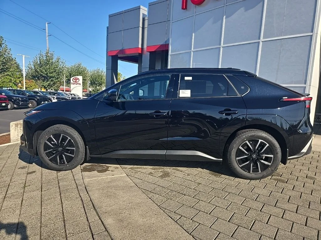 New 2026 Toyota bZ XLE 4D Sport Utility in Beaverton #45007