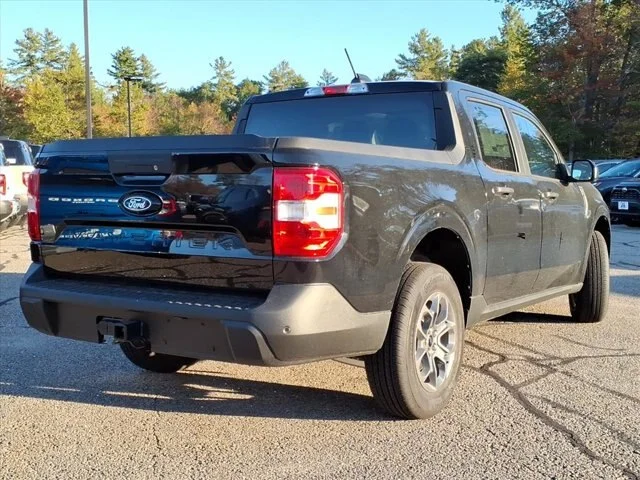 New 2025 Shadow Black Ford XLT image 23