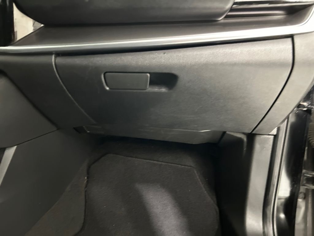 Used 2022 Black Nissan SV image 24