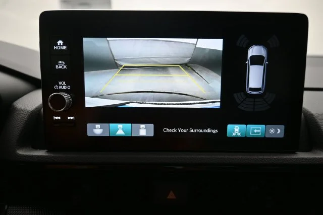 Used 2025  Honda EX-L image 18