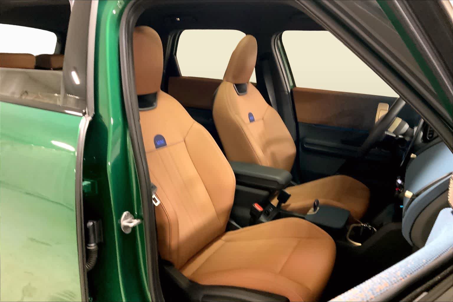 Used 2025 British Racing Green IV Metallic MINI S image 8