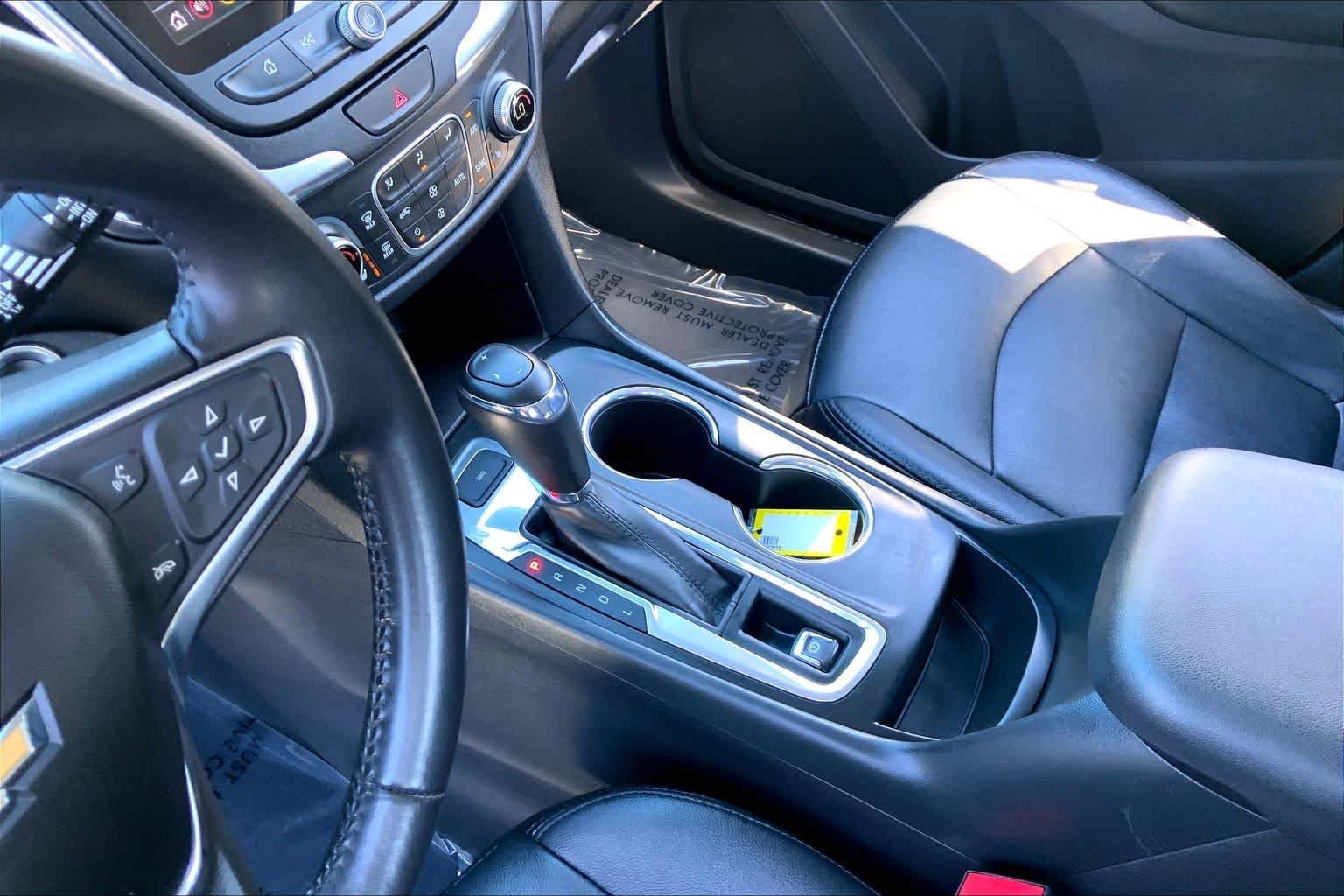 Used 2019 Summit White Chevrolet LT image 17