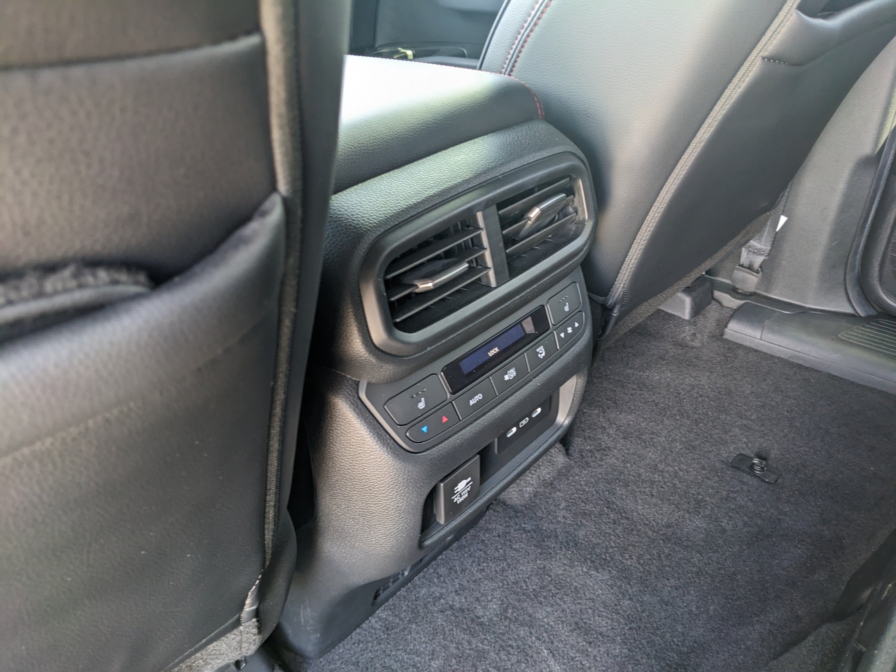 Certified Used 2025 Platinum White Honda Black Edition image 17