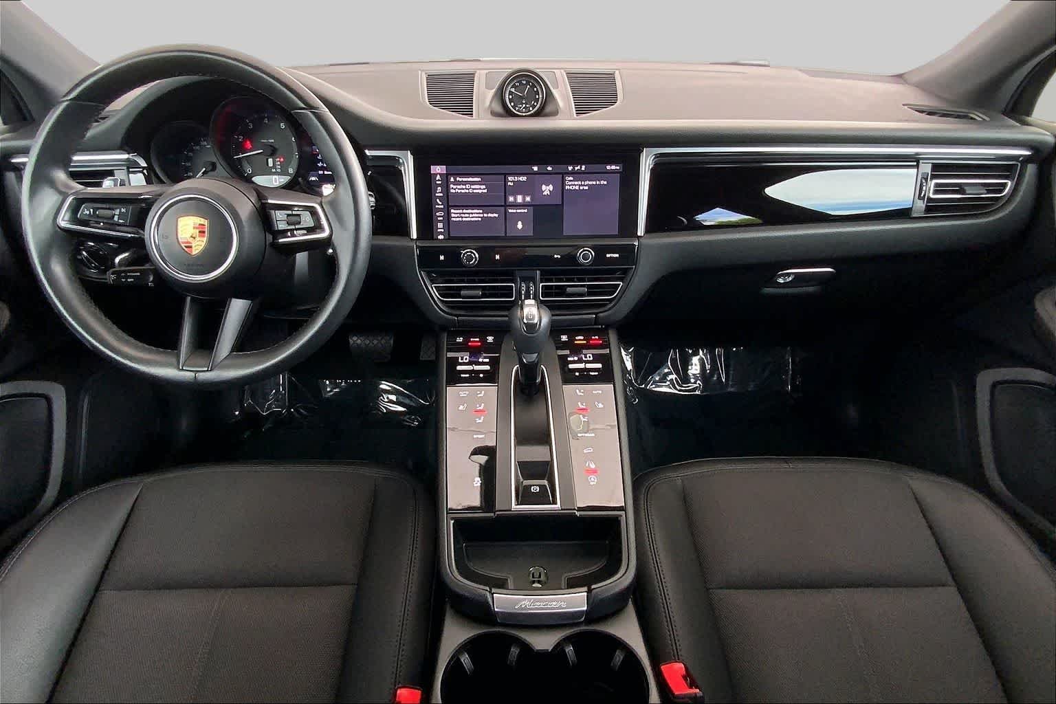 2022 Porsche Macan Base - Photo 16