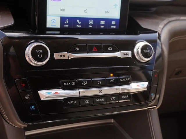 Used 2023 Black Ford Platinum image 25