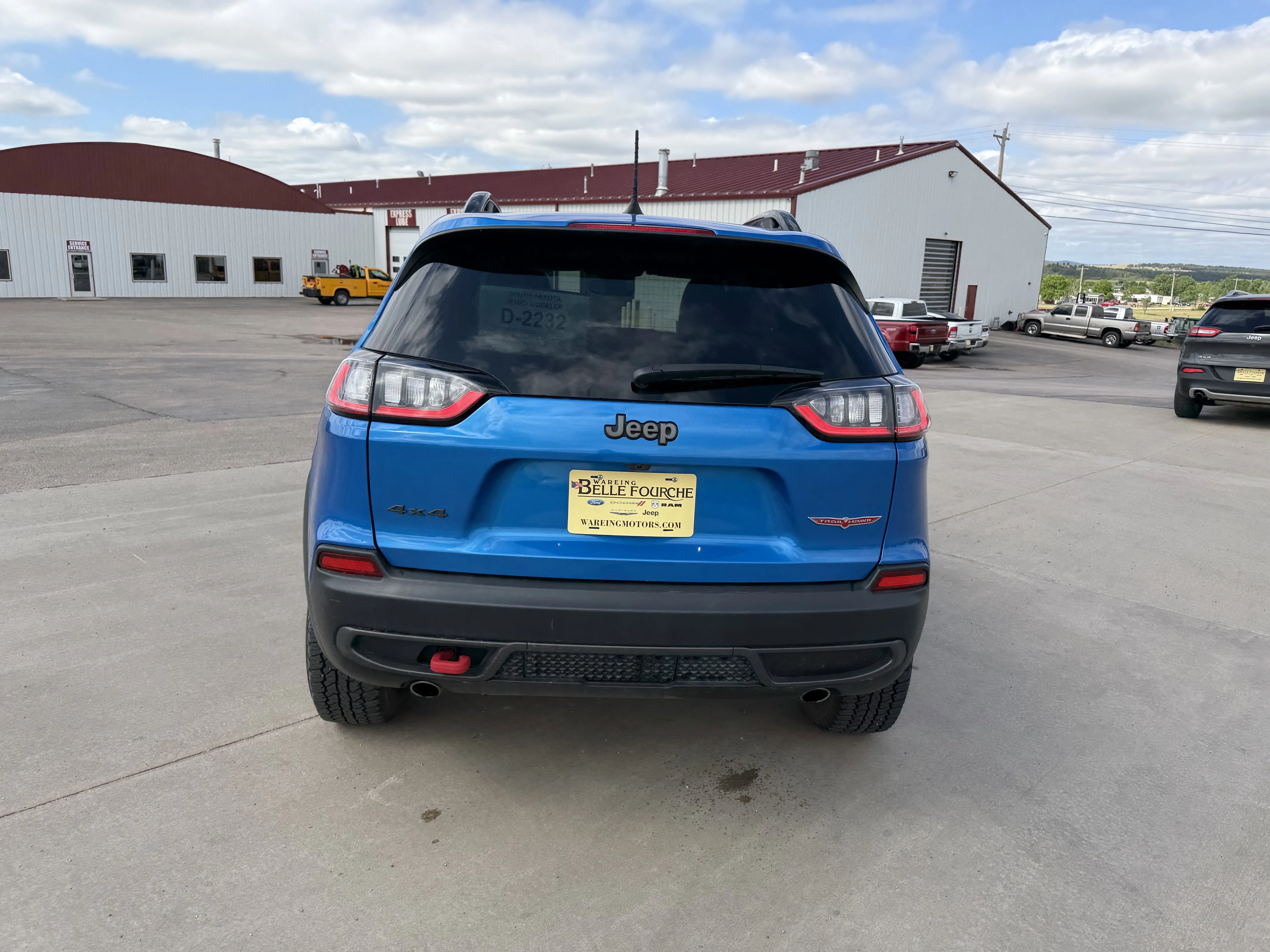 Used 2022 Hydro Blue Pearlcoat Jeep Trailhawk image 6