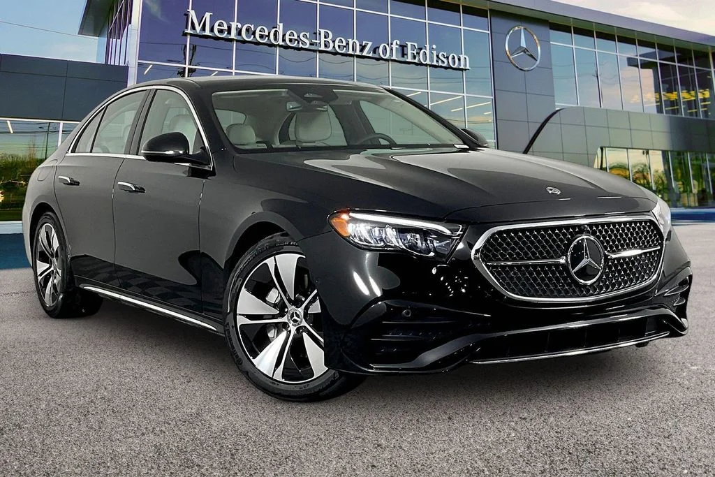 2026 Mercedes-Benz E-Class E350 4MATIC's photo