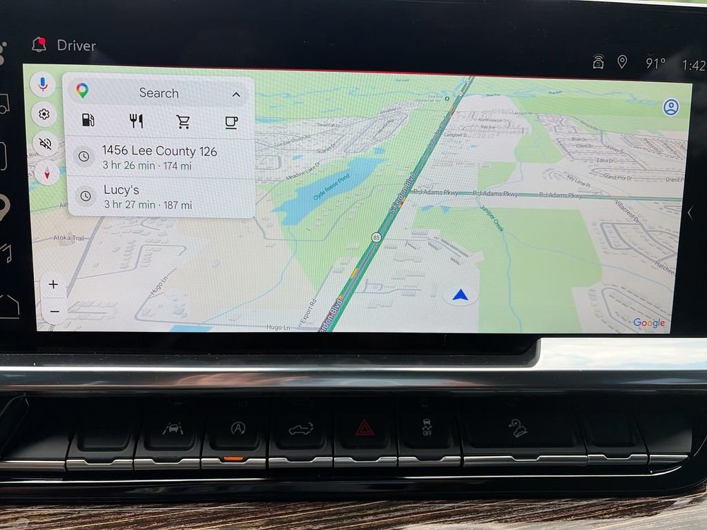 Used 2025 White GMC Elevation image 20