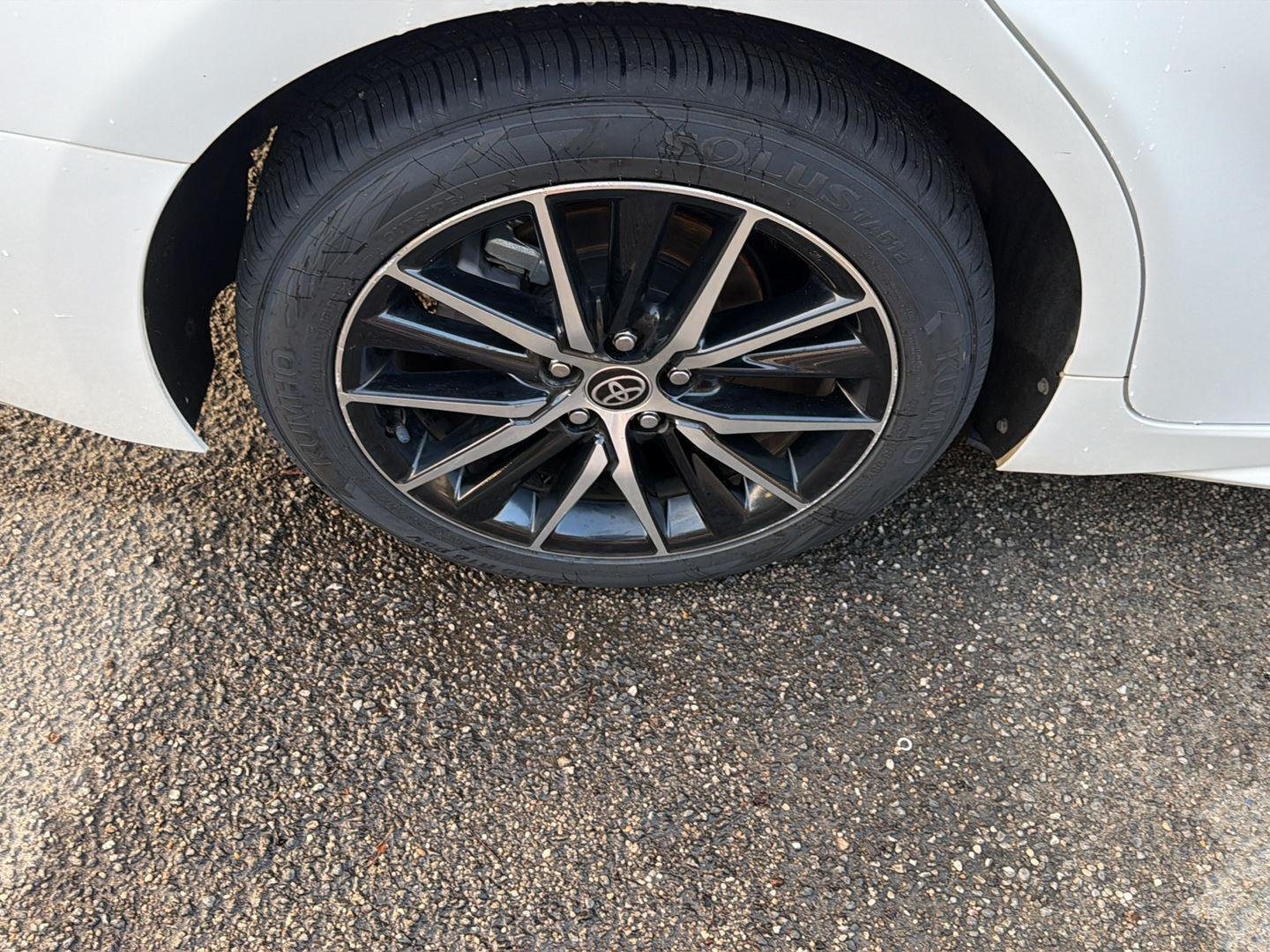 Certified Used 2023 Ice Cap Toyota SE image 37