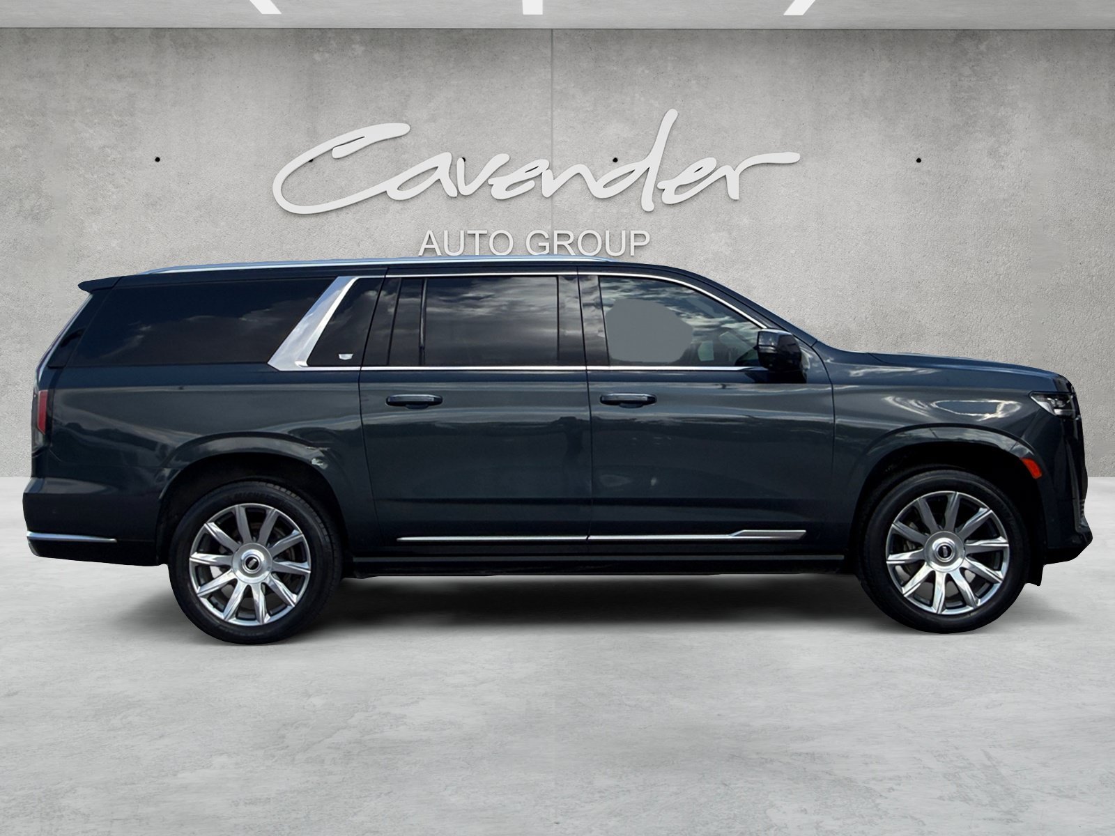 Used 2022 Wilder Metallic Cadillac Premium Luxury Platinum image 17