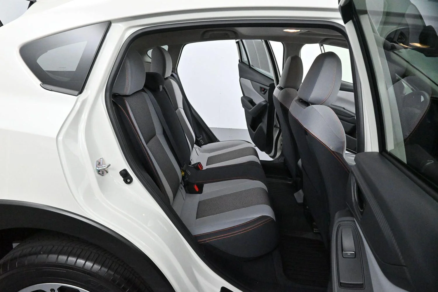 Used 2023 Crystal White Pearl Subaru Premium image 28
