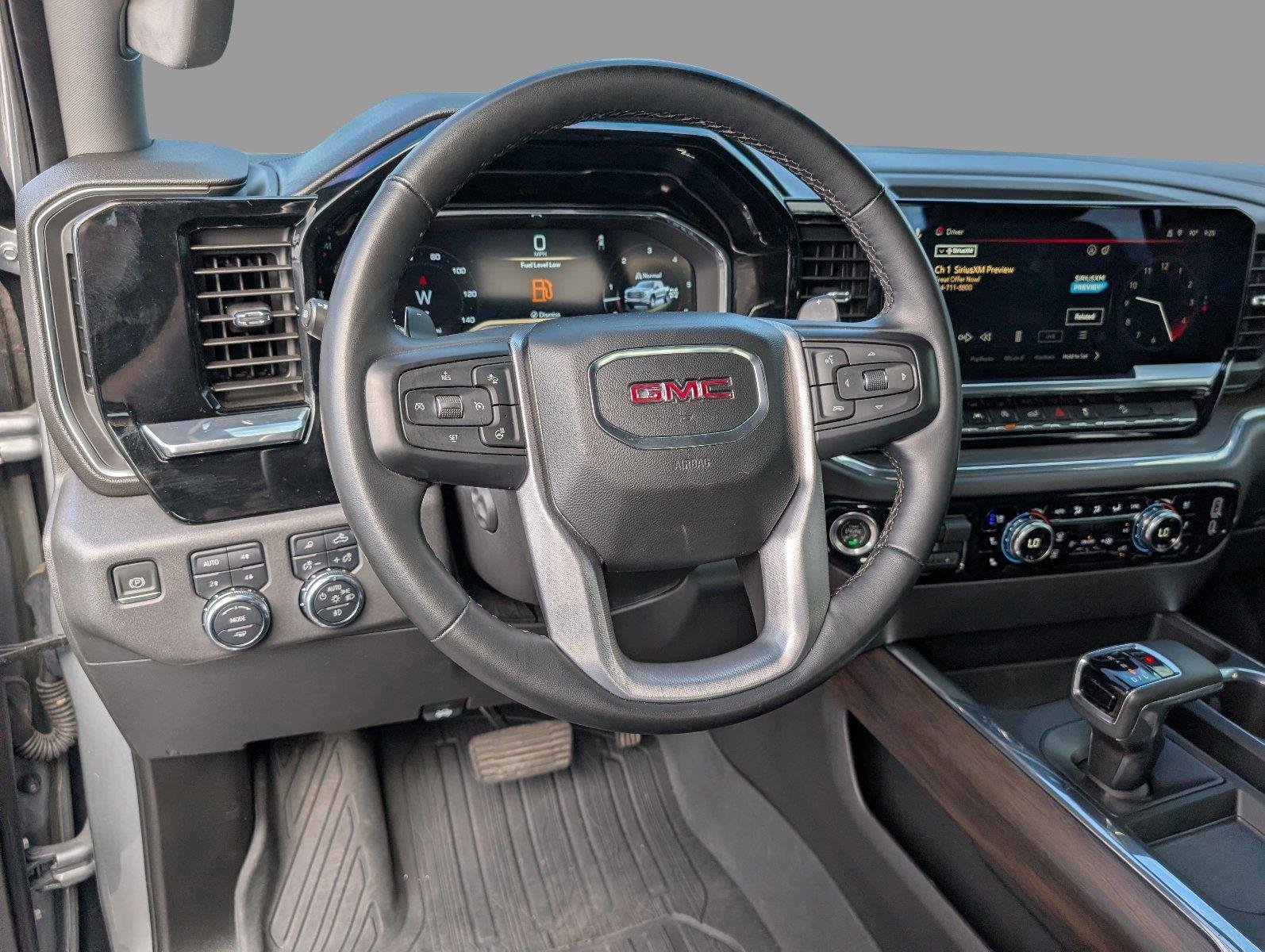 Used 2023 STERLING METALLIC GMC SLT image 4