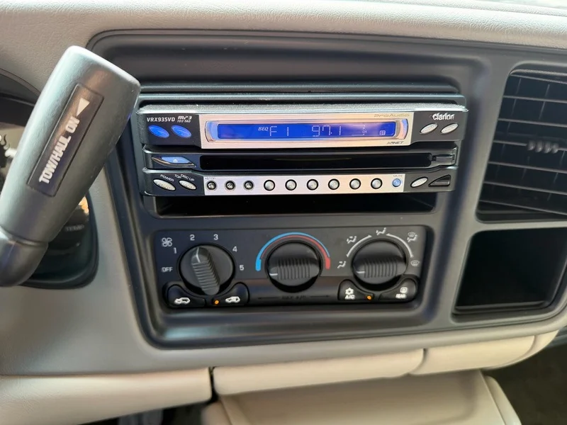 Used 2002 Medium Charcoal Gray Metalli Chevrolet LS image 10