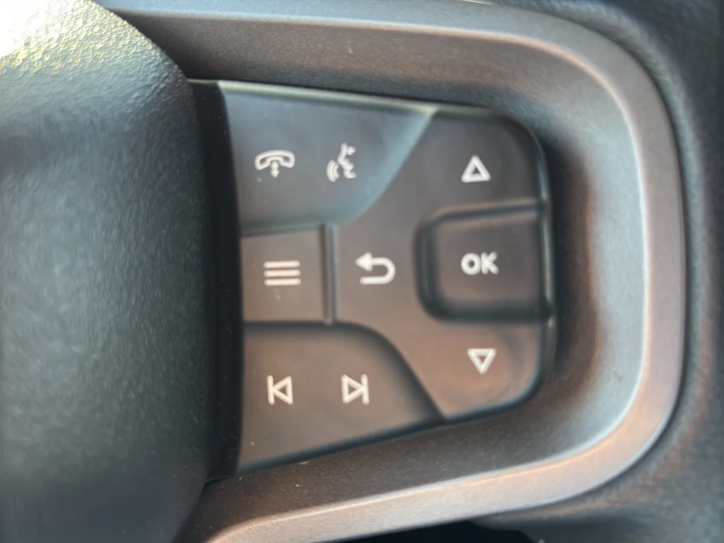 Used 2025 Ruby Red Metallic Ford Badlands image 19