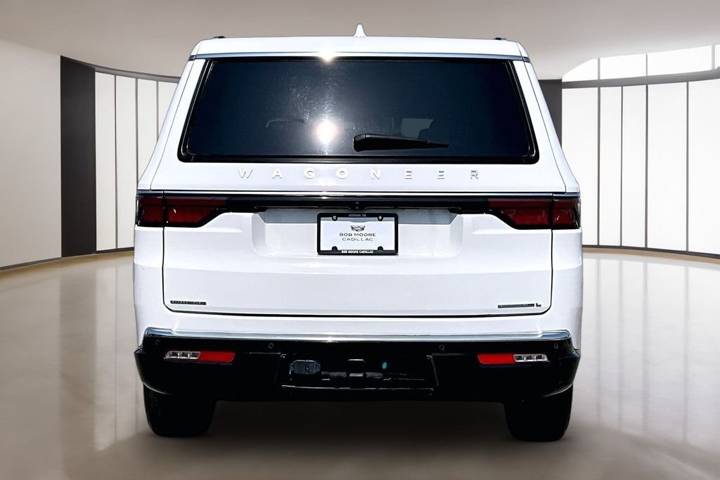 Used 2023 White Jeep Series II image 4
