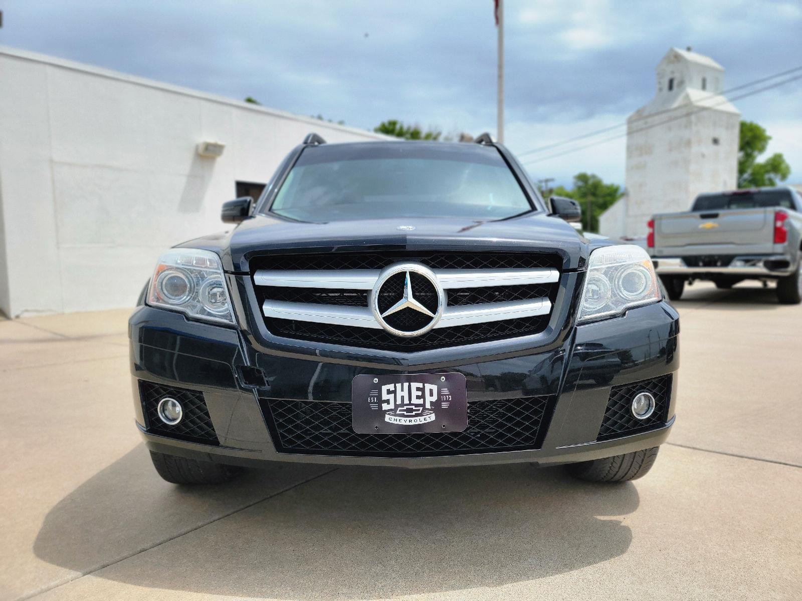 Used 2011 Mercedes-Benz GLK-Class GLK350 with VIN WDCGG5GB8BF528913 for sale in Haven, KS
