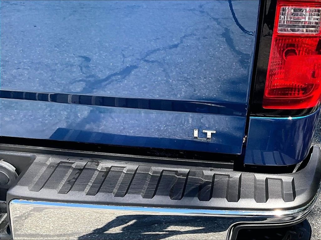 Used 2019 Blue Chevrolet LT image 28