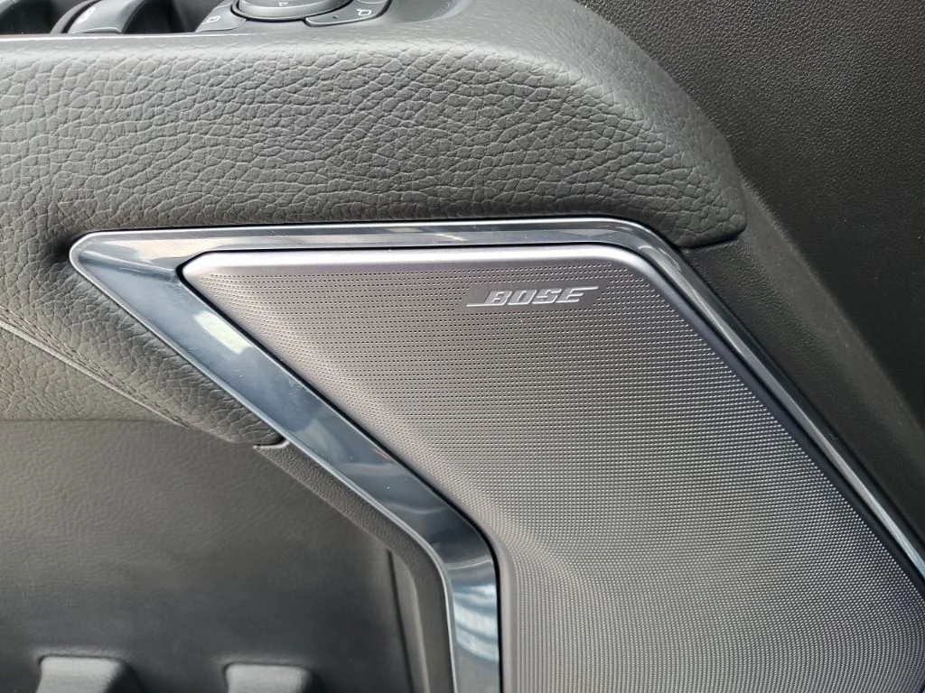Used 2024  GMC Denali image 29