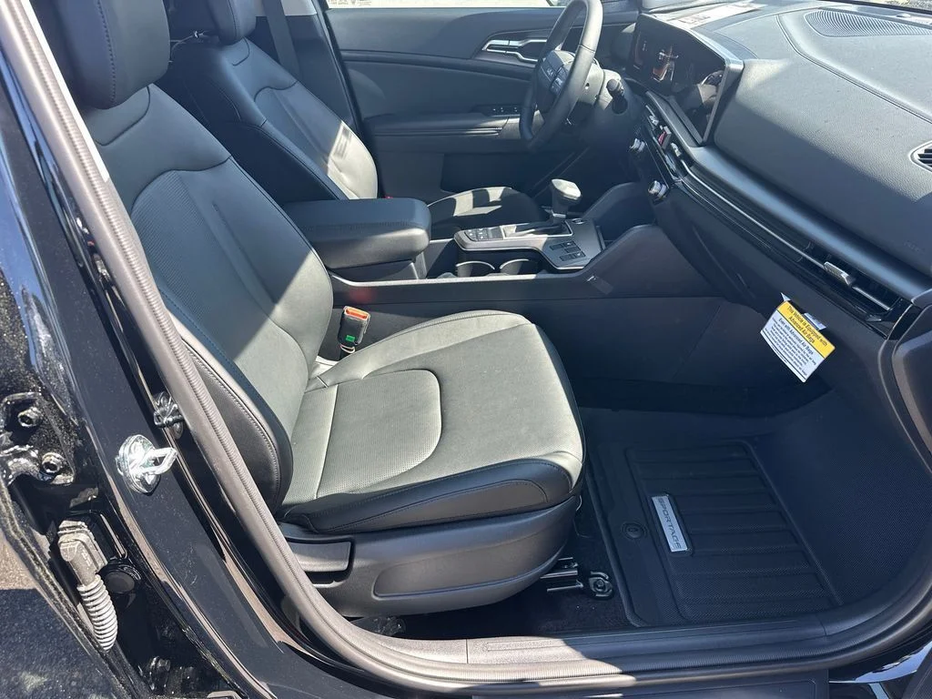 New 2026 Black Kia EX image 13