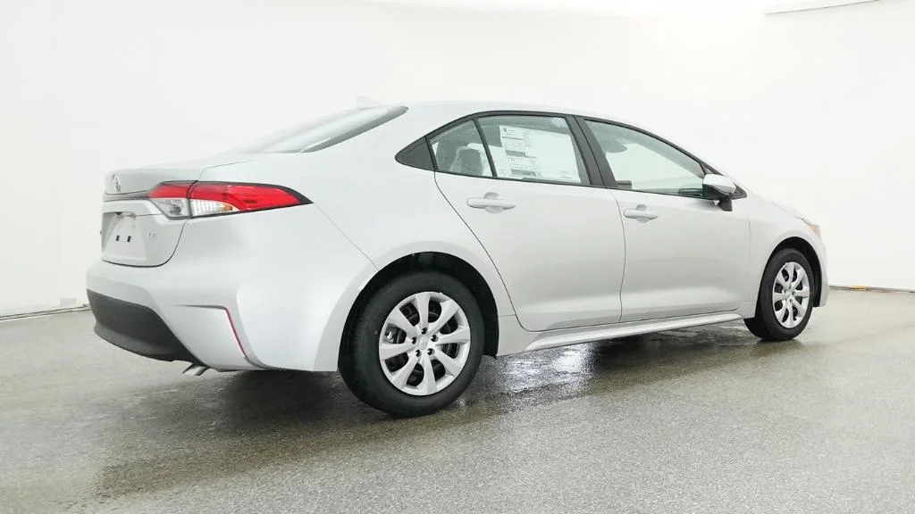 New 2026 Classic Silver Metallic Toyota LE image 20