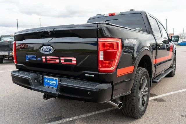 Used 2022 Black Ford XLT image 6