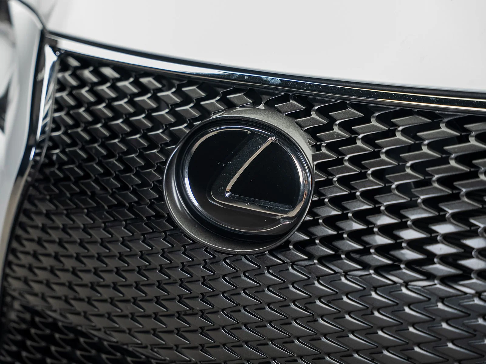 Used 2016 White Lexus 200t image 11