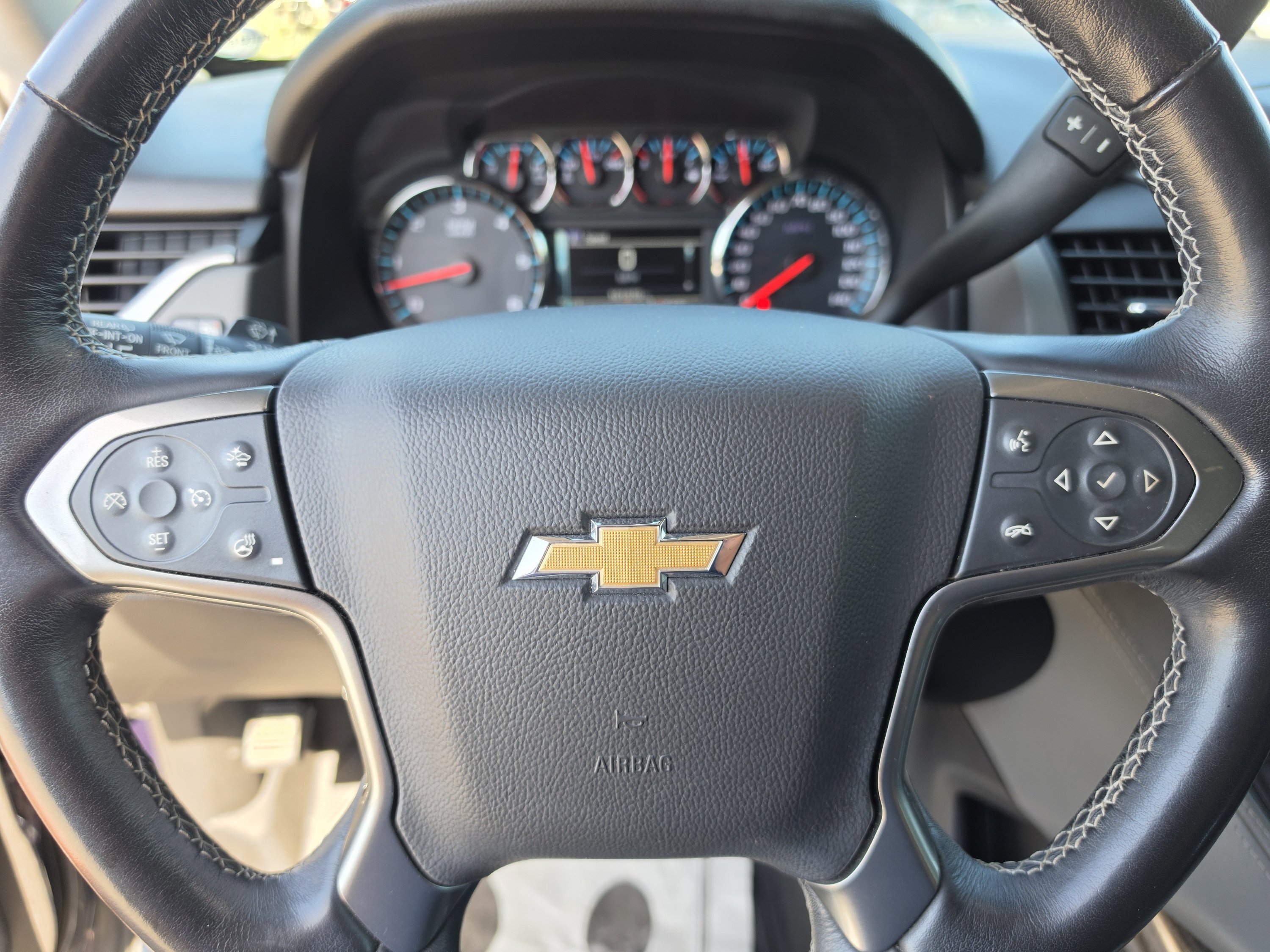 Used 2020 Blue Velvet Metallic Chevrolet LT image 34