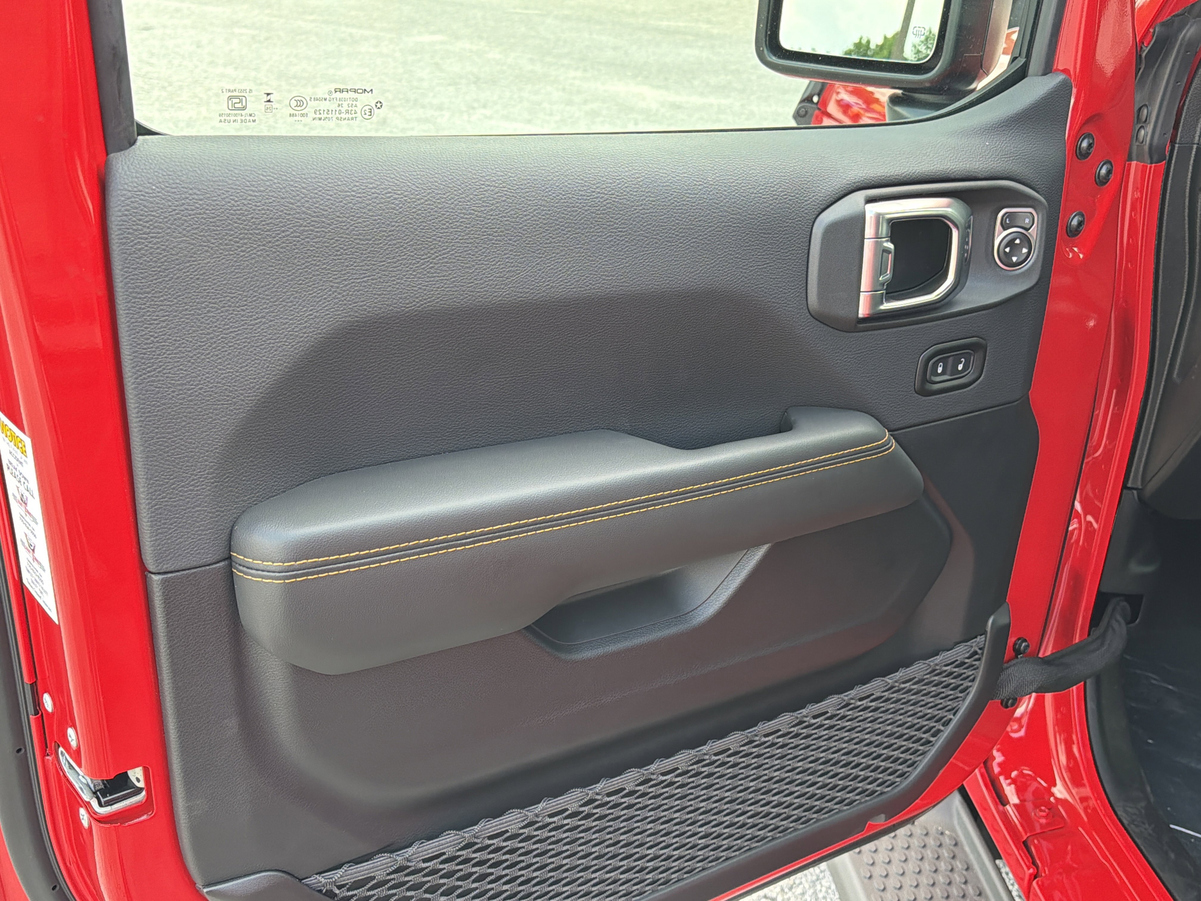 New 2026 Firecracker Red Clear-Coat Exterior Paint Jeep Sahara image 11
