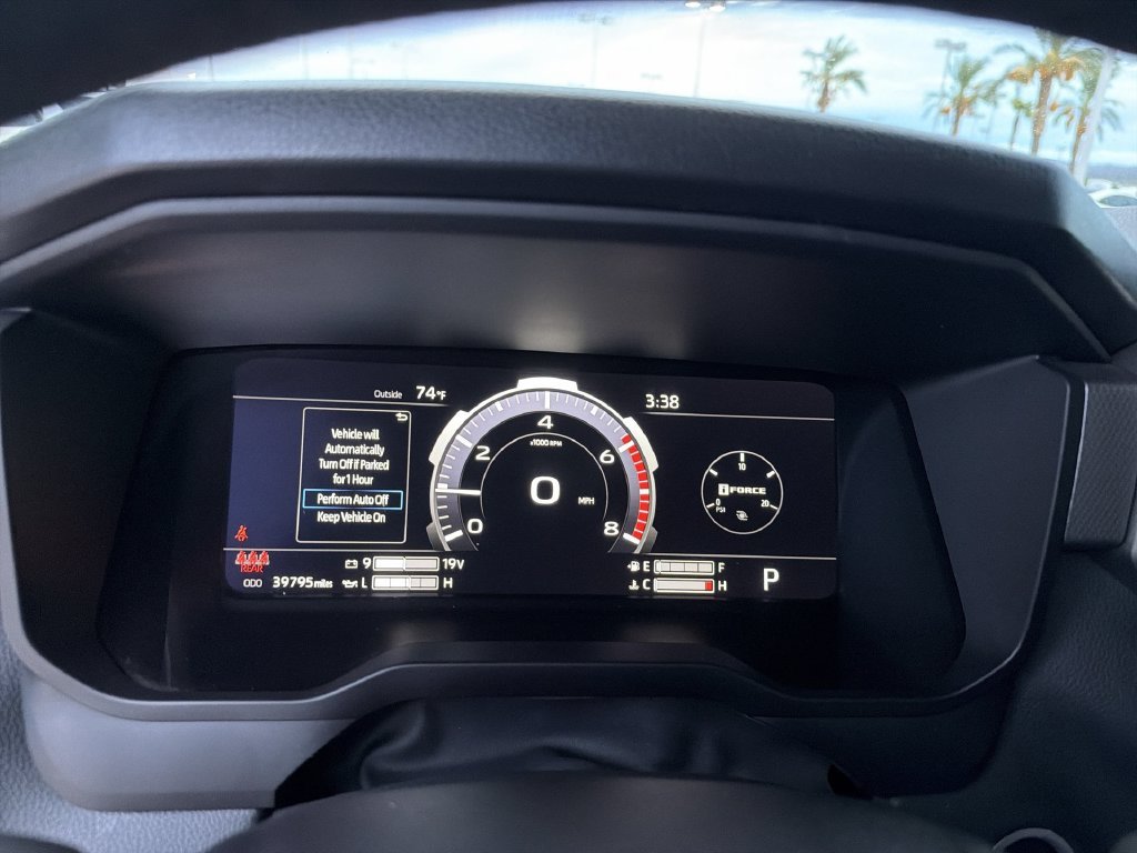 2024 Toyota Tundra Limited - Photo 12