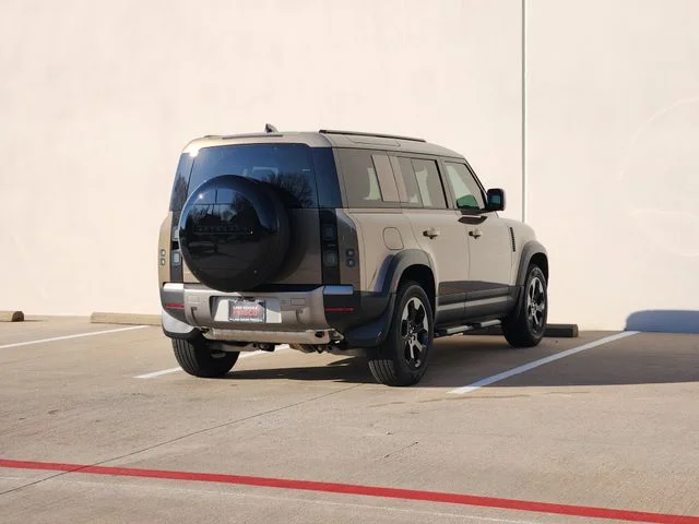 Used 2026 Beige Land Rover S image 4